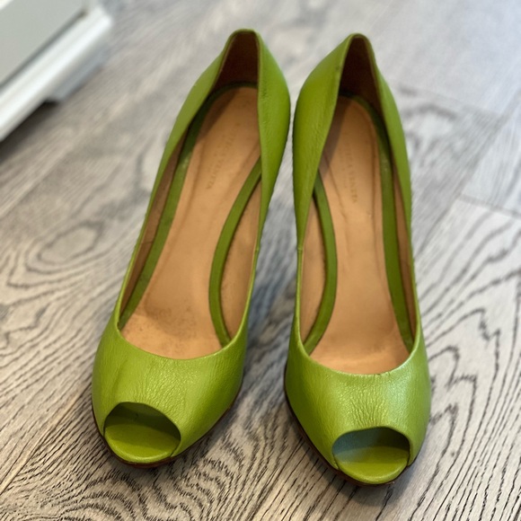 Bottega Veneta Green Leather Peep Toe Pump Size 40.5 / 7.5 - Picture 5 of 7